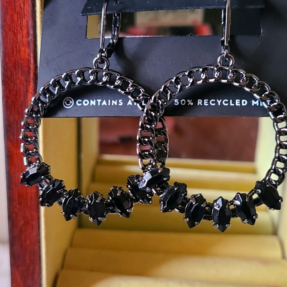 Simply Vera Wang Earrings